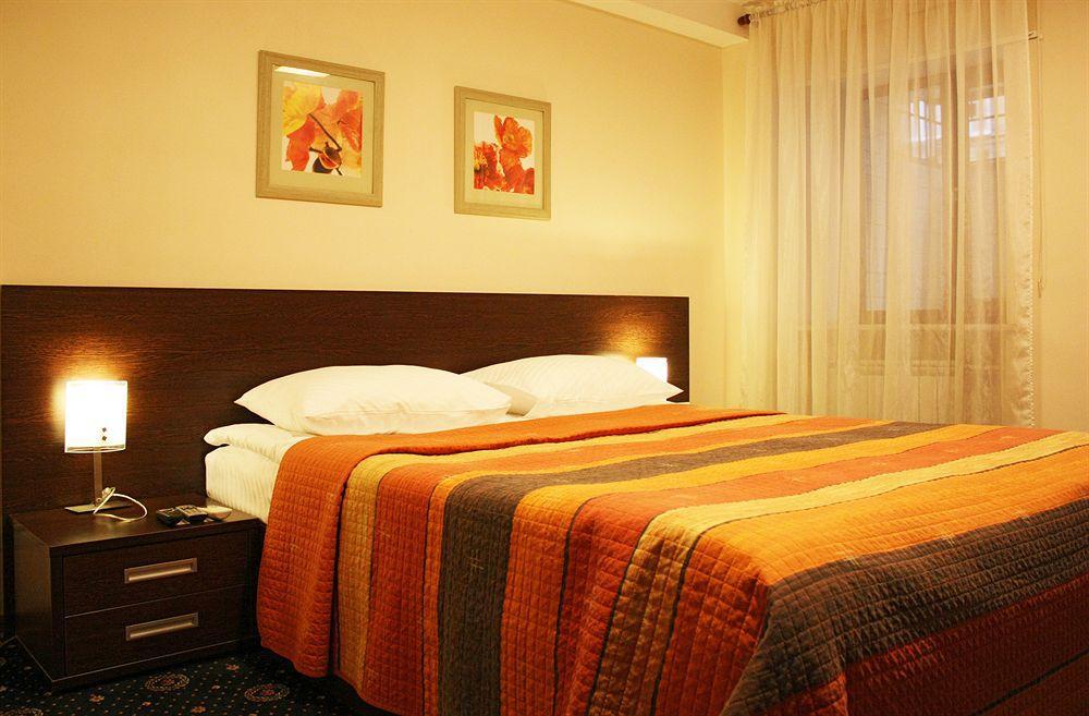 Senator City Center Kiev Extérieur photo